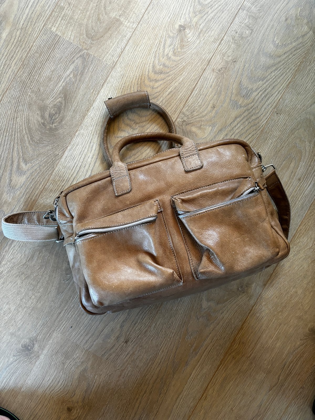 Cowboysbag Babytas met lichte watervlek, Verzorgingstas, Bruin, Gebruikt, Cowboysbag
