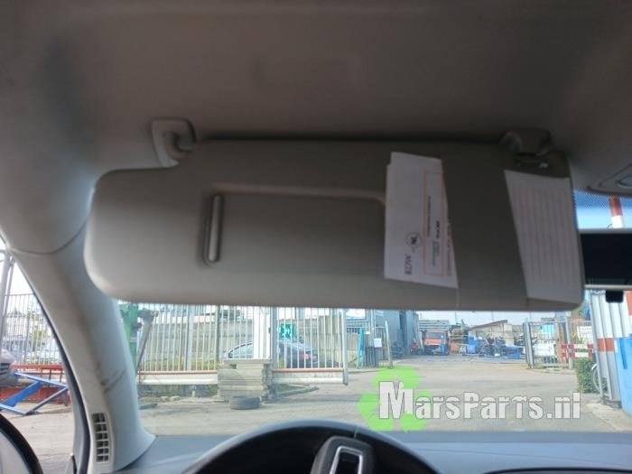Zonneklep van een Volkswagen Golf, Gebruikt, -, Volkswagen, -