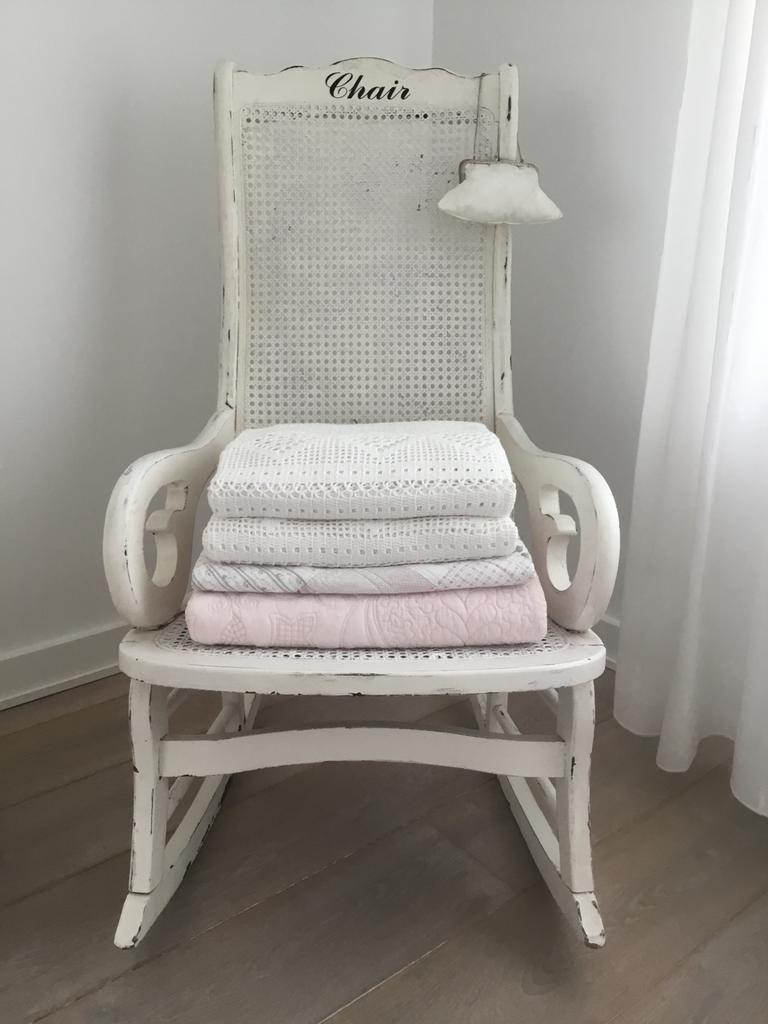 Antieke Witte Schommelstoel met Rotan Zitting, Ophalen