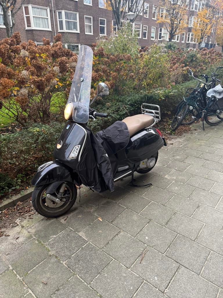 Vespa 300cc - Krachtige en Stijlvolle Scooter, Ophalen of Verzenden, Gebruikt, Benzine, Overige modellen