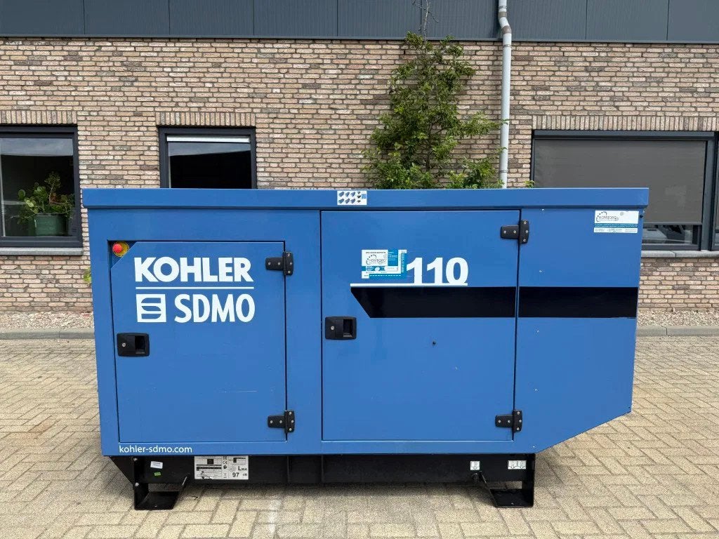 SDMO J110 John Deere Kohler 110 kVA Silent generatorset as N, Ophalen of Verzenden
