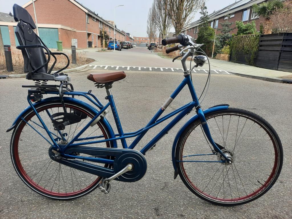 Batavus 28"/49cm 3 versnellingen met kinderzitje (NETTE ST.), Fietsen en Brommers, Fietsen | Dames | Moederfietsen, Ophalen, Gebruikt