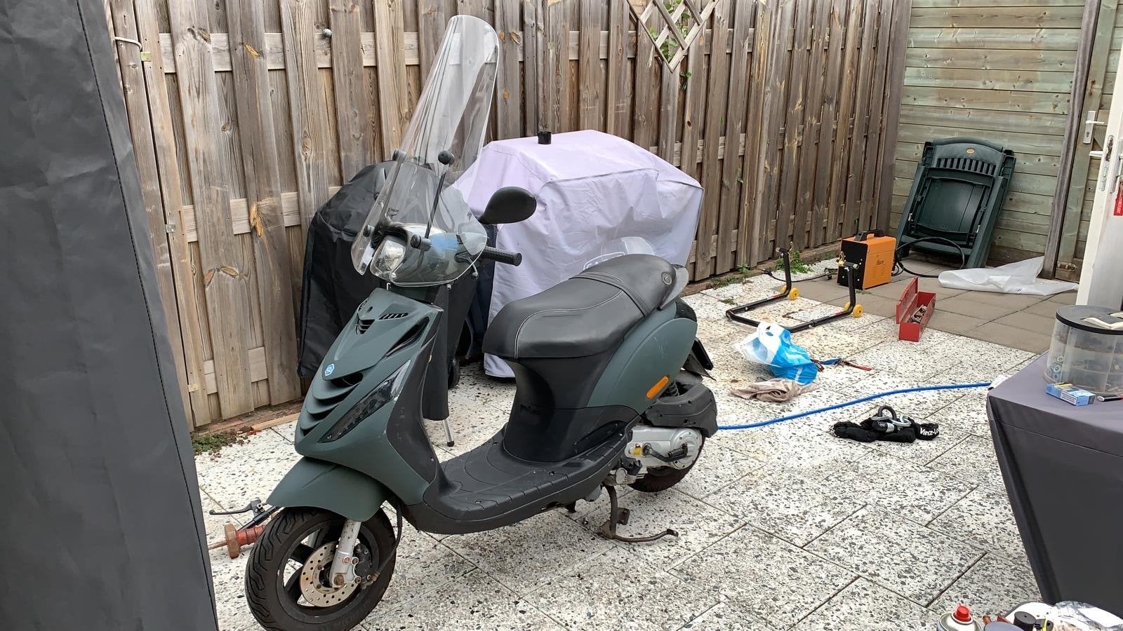 Piaggio Zip 2000 4t  - Windscherm ontbreekt, Piaggio, Gebruikt, Overige typen, Ophalen of Verzenden