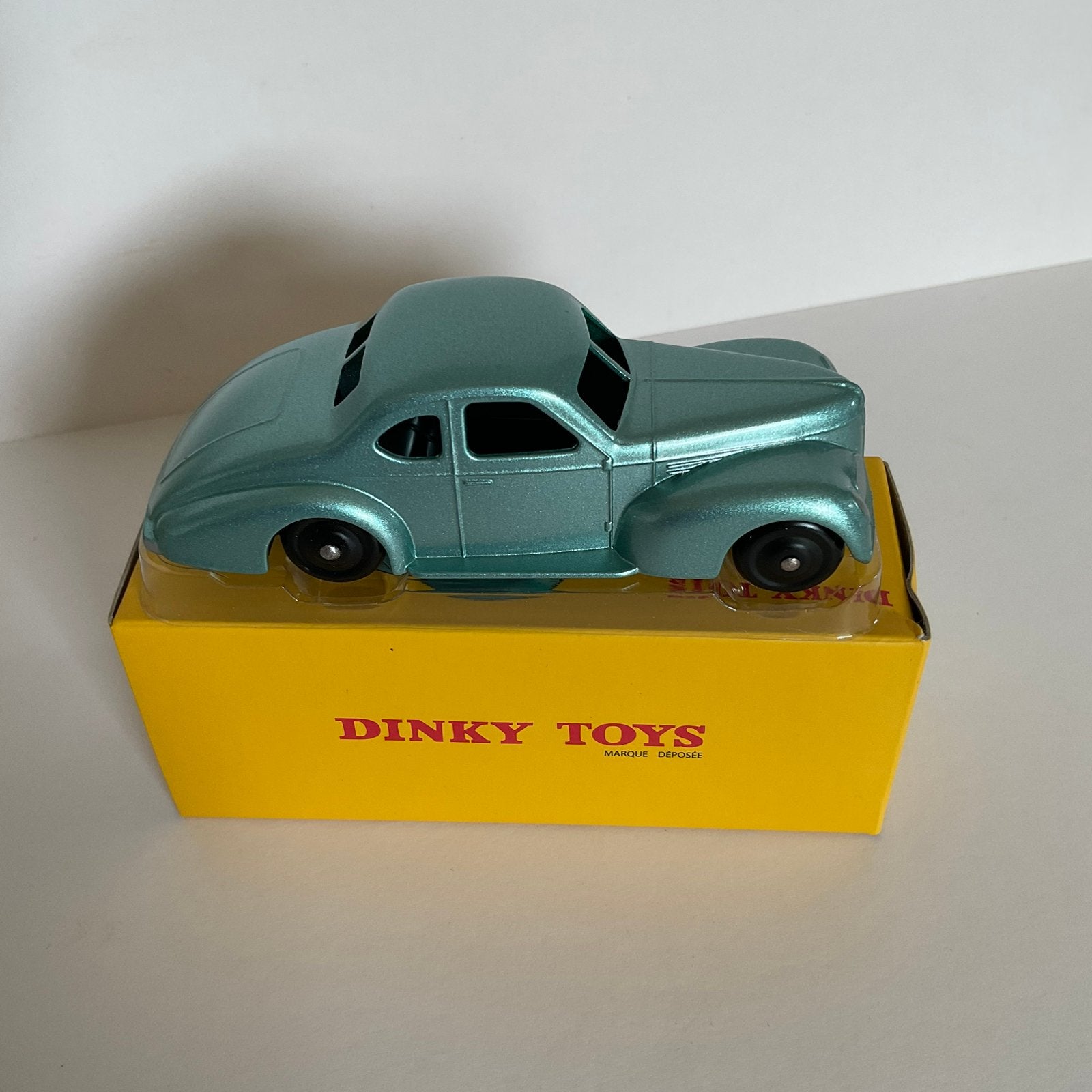 Dinky Toys Studebaker Coupe Atlas/Mattel 24 O, Ophalen of Verzenden, Zo goed als nieuw, Auto, Dinky Toys