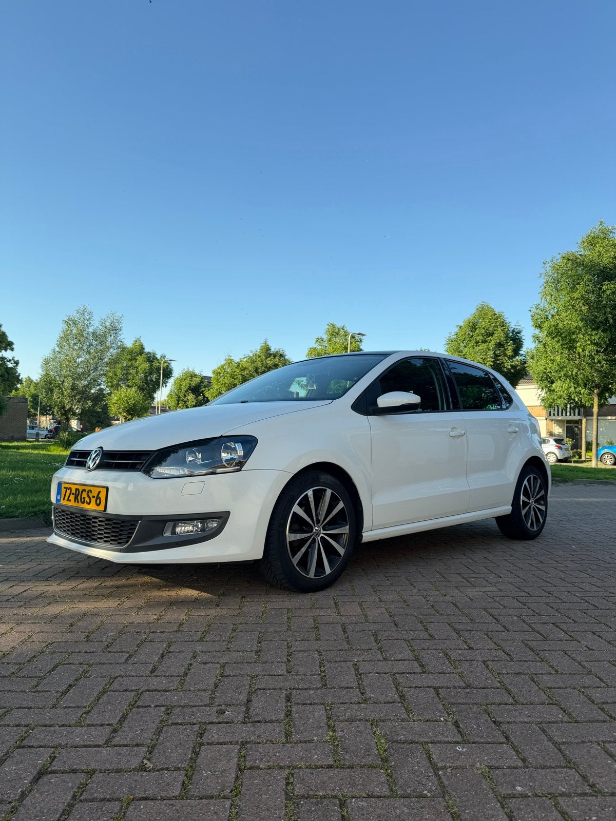 Volkswagen Polo 1.2 TSI 77KW HIGHLINE DSG 2011 Wit, Auto's, Stof, 40 €/maand, Multifunctioneel stuurwiel, 4 cilinders