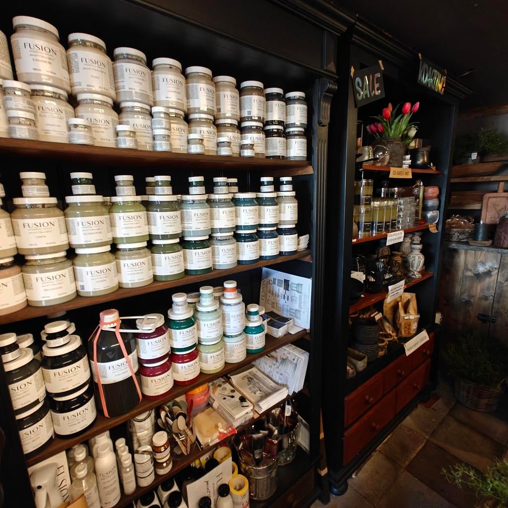 Meubelverf, Woondecoratie en Meubels bij Pimpskuorke, Ophalen, Nieuw