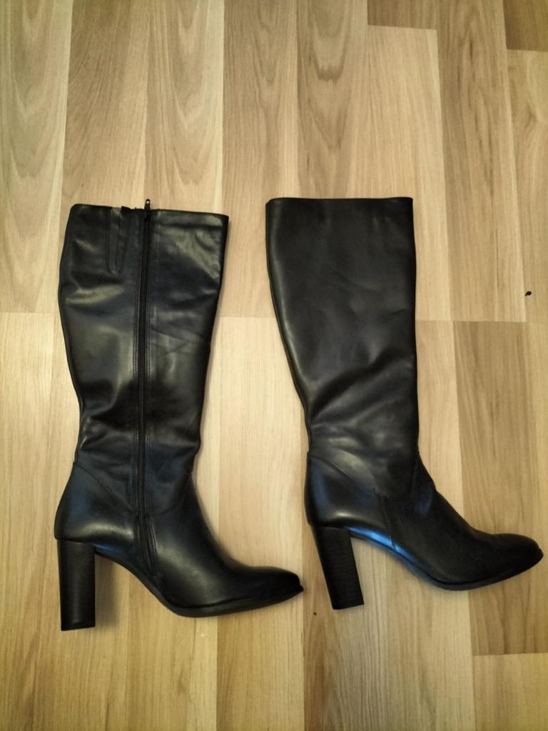 Laarzen maat 41, Kleding | Dames, Schoenen, Hoge laarzen, Zwart, Ophalen of Verzenden, Zo goed als nieuw