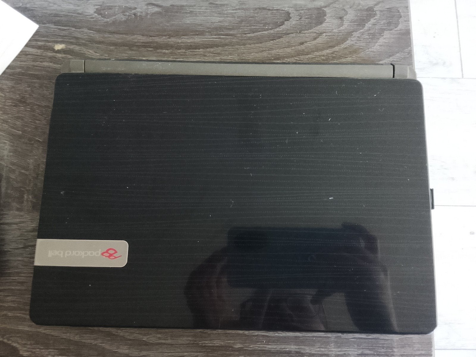 Packard Bell mini laptop., Computers en Software, Ophalen, Gebruikt, Bescherming voor- en achterkant