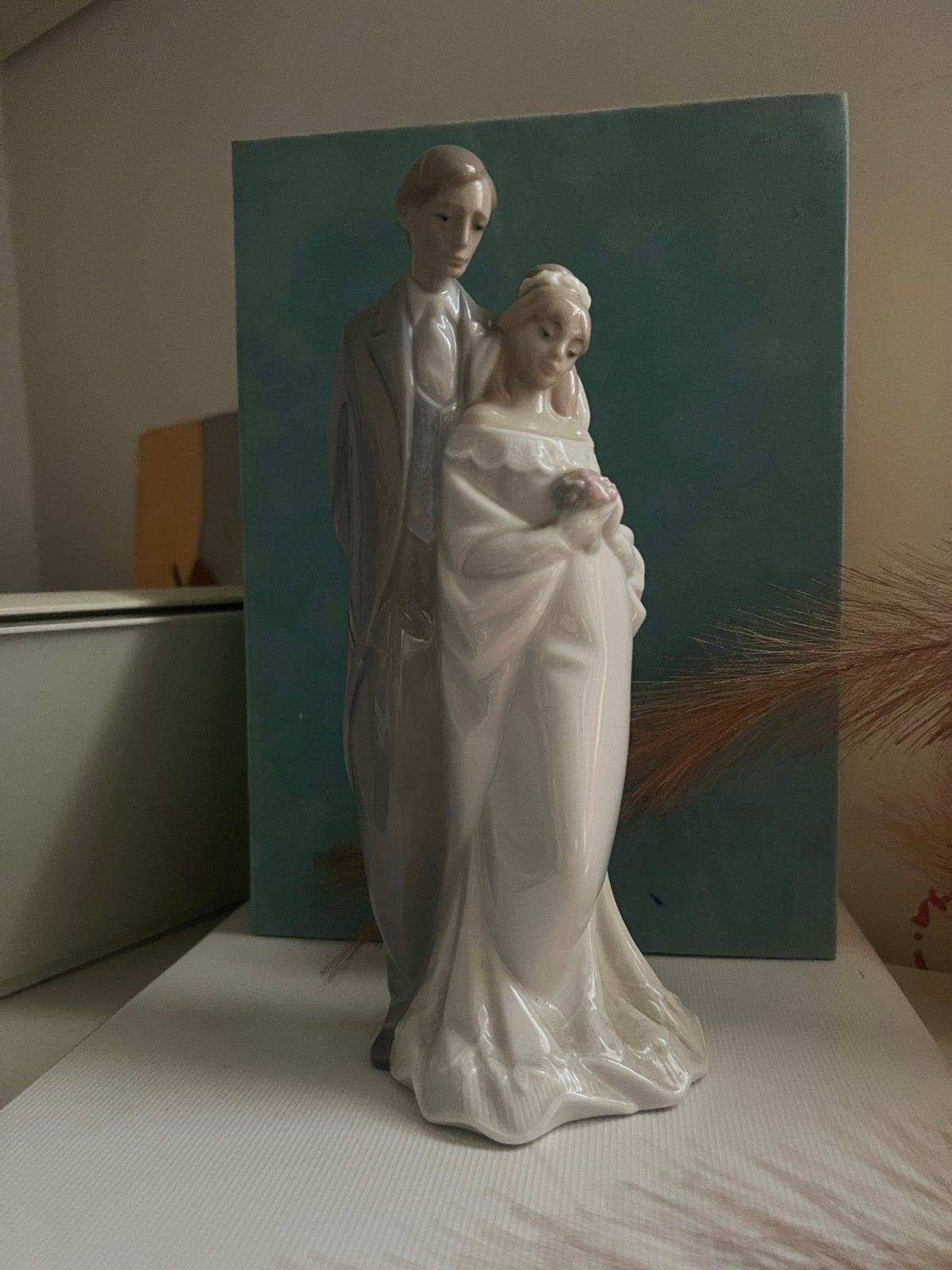 NAO Lladro Porseleinen Beeldje Bruidspaar 22 cm, Ophalen of Verzenden, Zo goed als nieuw, Mens