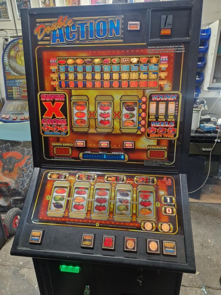 Nette double action met biljetlezer, Verzamelen, Automaten | Gokkasten en Fruitautomaten, Zo goed als nieuw, Euro, Met sleutels