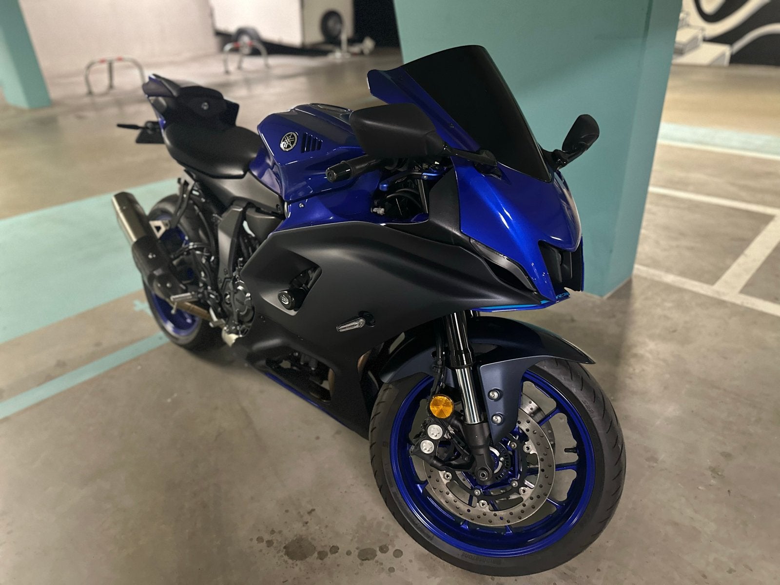 Yamaha R7 2022 – ICON BLUE | 520 km | Akrapovic, Motoren, Sportuitlaat, Occasion, Super Sport, Particulier