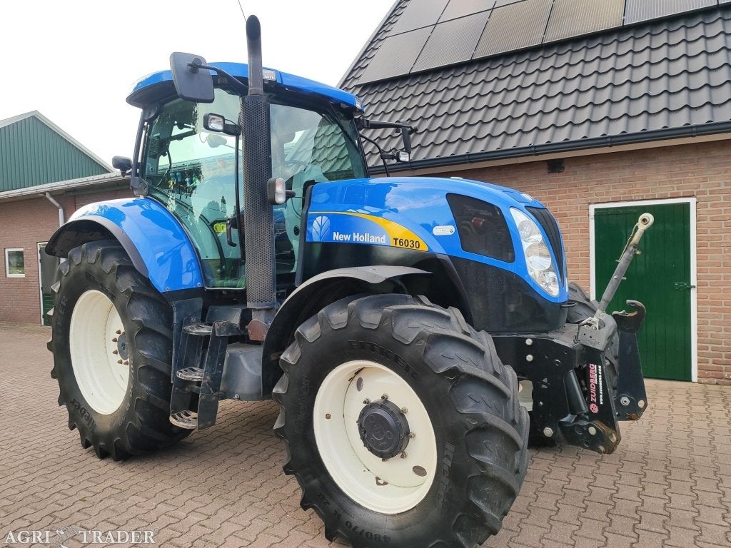 New Holland T 6030 Range Command, Gebruikt, -, 120 tot 160 Pk, Niet opgegeven