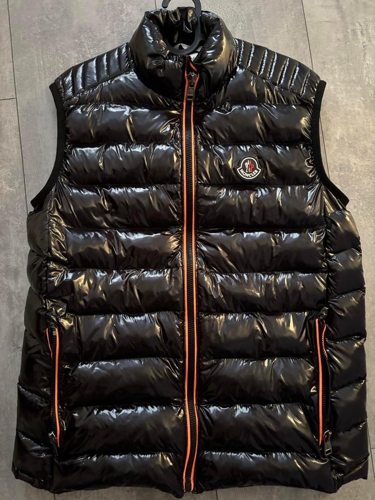 Moncler Bodywarmer, Ophalen of Verzenden, Zo goed als nieuw, Overige maten, Zwart