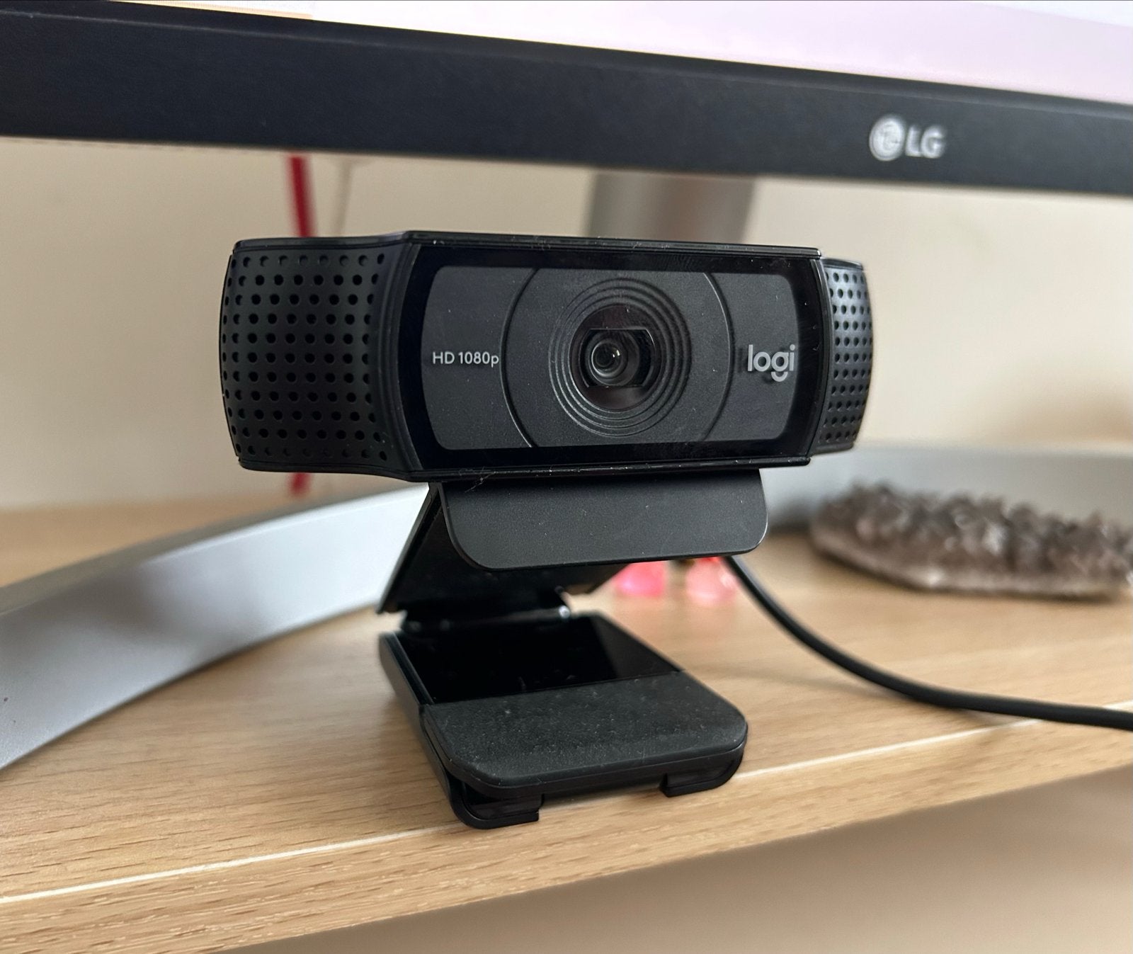 Logitech C920 HD 1080p Webcam, Computers en Software, Webcams, Ophalen of Verzenden, Zo goed als nieuw, Windows, Monitorclip