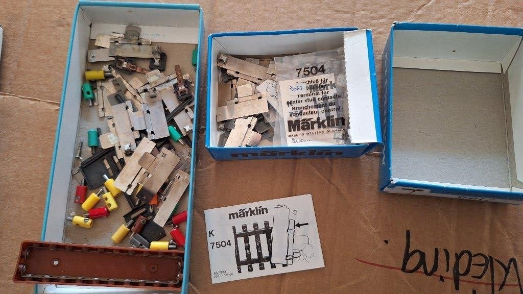 Märklin K- rails aansluitmateriaal, Hobby en Vrije tijd, Modeltreinen | H0, Wisselstroom, Rails, Ophalen of Verzenden, Zo goed als nieuw