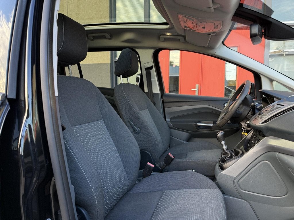 Ford Grand C-Max 1.0 Titanium, Panorama Dak, Nieuwe Distribu, Auto's, Ford, Voorwielaandrijving, Euro 5, Gebruikt, Zwart