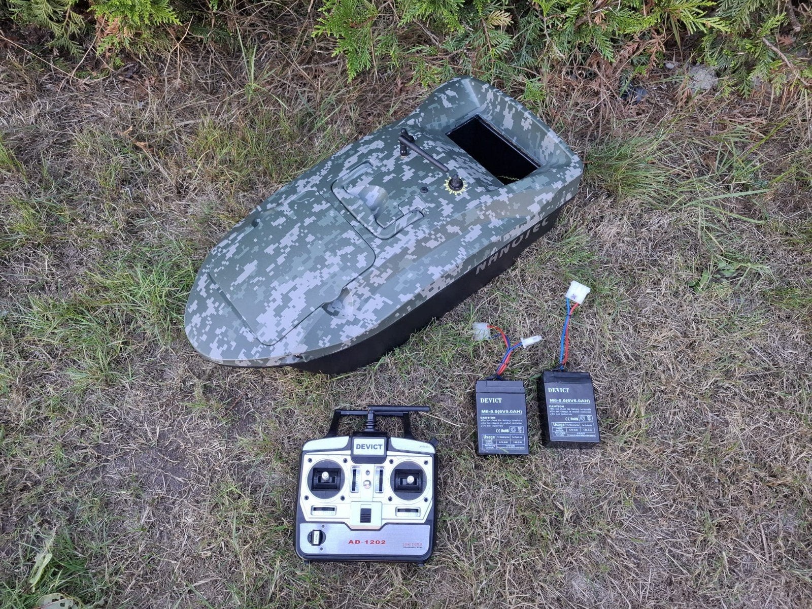 Voerboot nanotec Camouflage met Afstandsbediening en Batteri, Watersport en Boten, Ophalen of Verzenden, Gebruikt, Overige typen