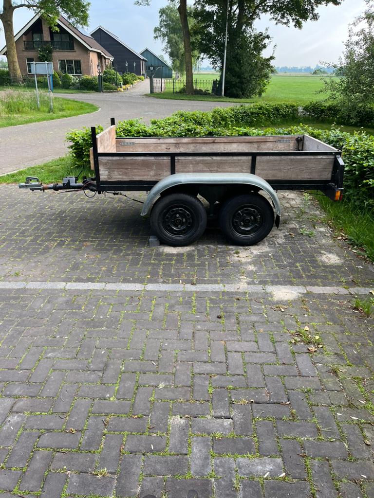 Robuuste aanhanger met dubbele as - Ideaal voor klussen!, Ophalen, Gebruikt