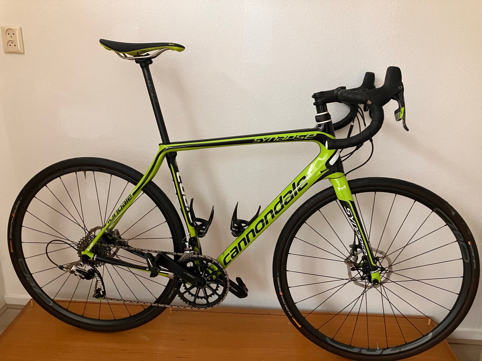 Cannondale Synapse racefiets - Zo goed als nieuw, Fietsen en Brommers, Fietsen | Racefietsen, Overige merken, 28 inch, Carbon