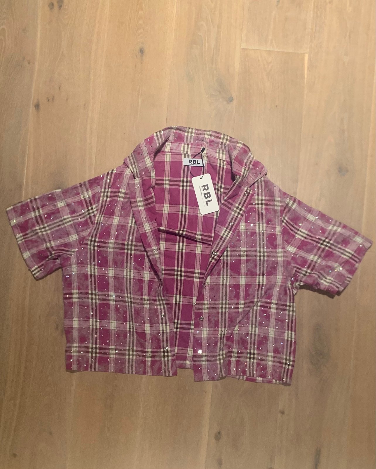 RBL Rebel Minds roze geruit cropped shirt met strass, Kleding | Heren, Overhemden, Ophalen of Verzenden, Zo goed als nieuw, Roze