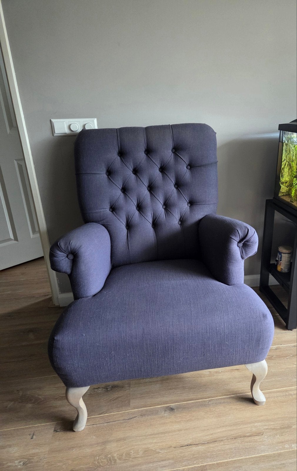 2 Antraciet Grijze Stoelen - Licht Verkleurd, Gebruikt, 75 tot 100 cm, Ophalen of Verzenden, Stof