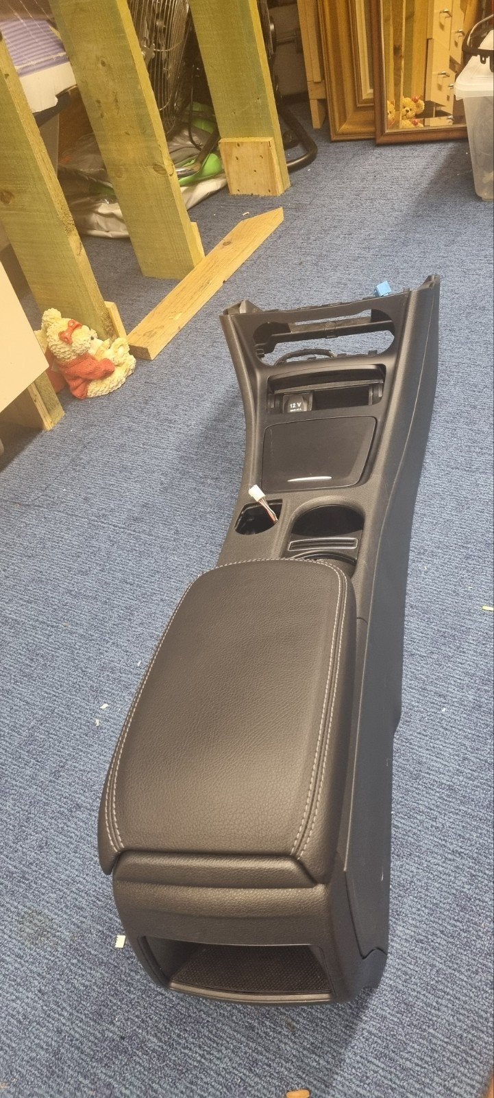 Mercedes CLA W117 Middenconsole met Armsteun, Ophalen, Gebruikt, Mercedes-Benz