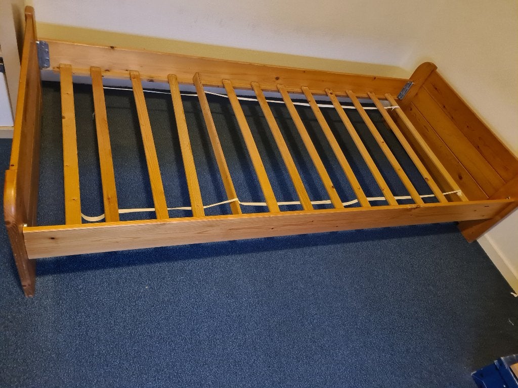Grenen eenpersoonsbed, Ophalen, Gebruikt, 90 cm, Eenpersoons