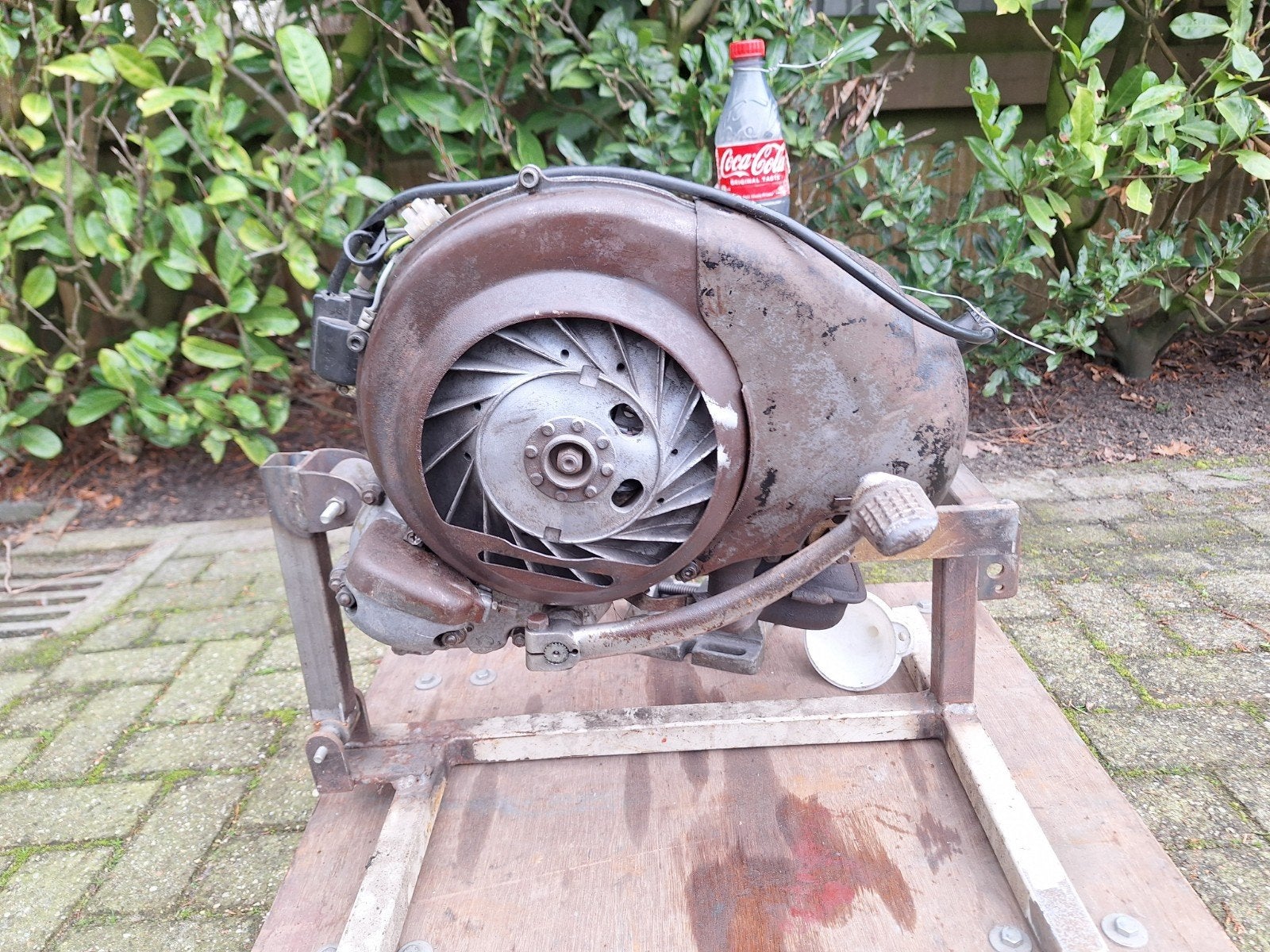 150 cc Vespa motorblok, Motoren, Ophalen