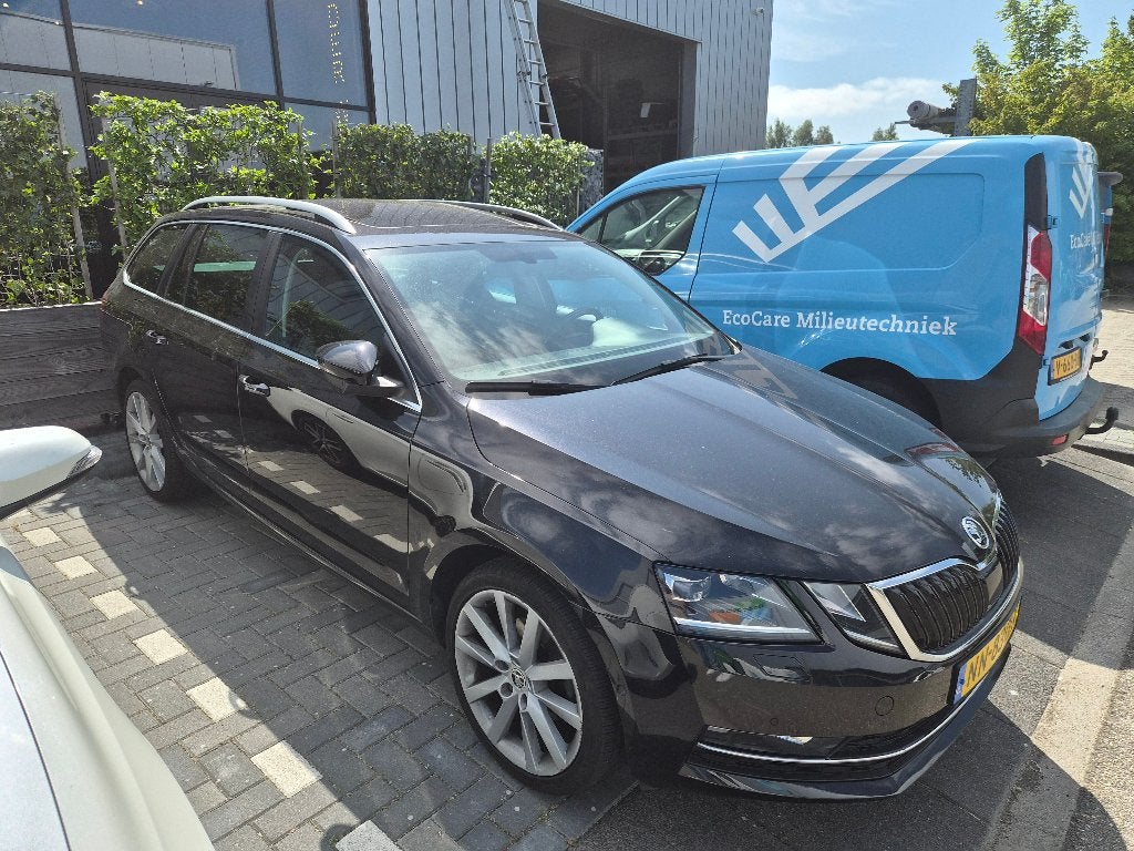 Skoda Octavia 1.4 TSI 110KW Combi Dsg-7 2017 Zwart, Auto's, Stof, 4 cilinders, Zwart, Particulier