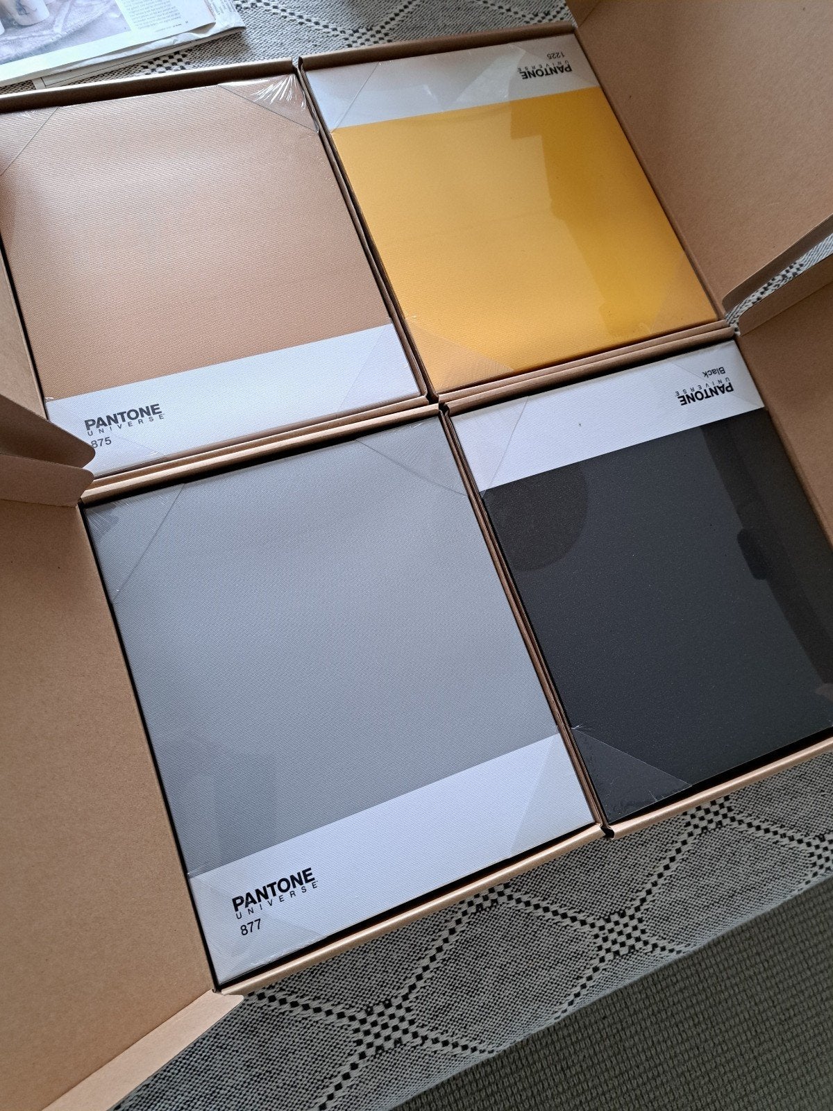 Pantone Universe lijsten/wanddecoraties, modern design, 30 cm, 25 cm, Meerkleurig, Textiel