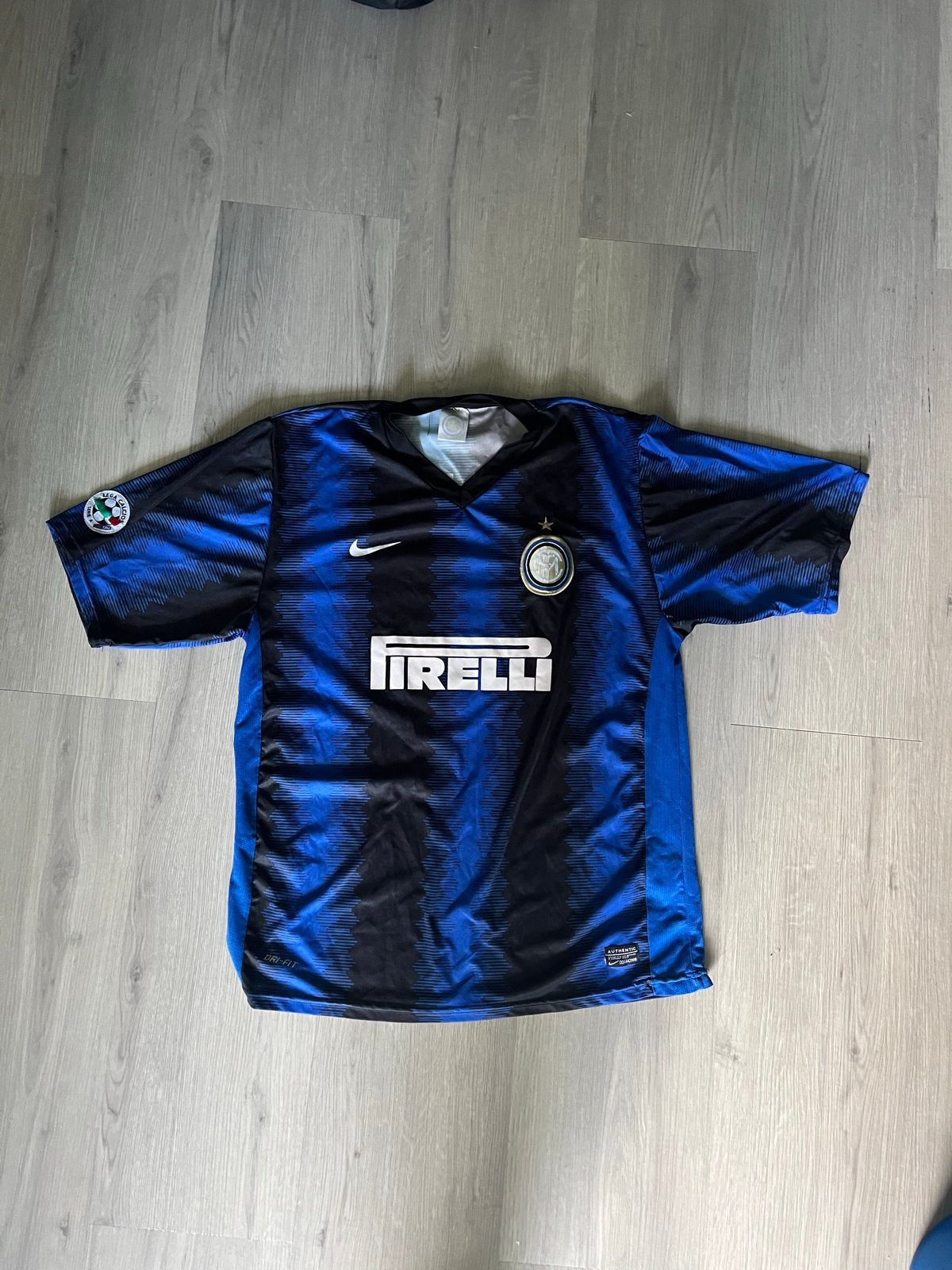 Inter Milan Thuisshirt Sneijder 10 - Serie A Patch, Maat M, Ophalen of Verzenden, Gebruikt, Shirt