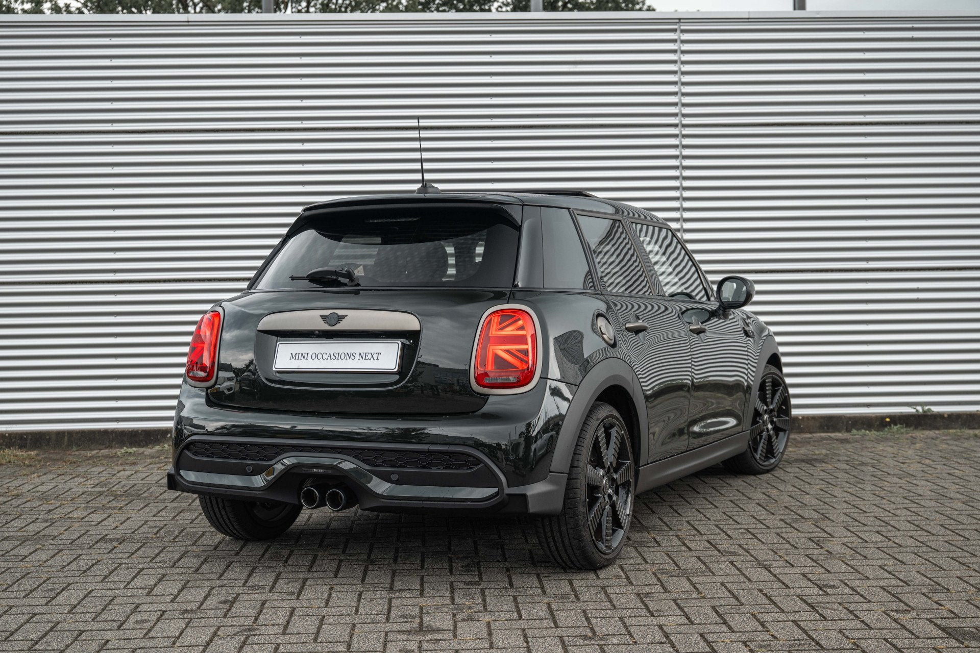 MINI Hatchback Cooper S Automaat / Panoramadak / Sportstoele, Auto's, Gebruikt, 4 cilinders, Met garantie (alle), 179 pk