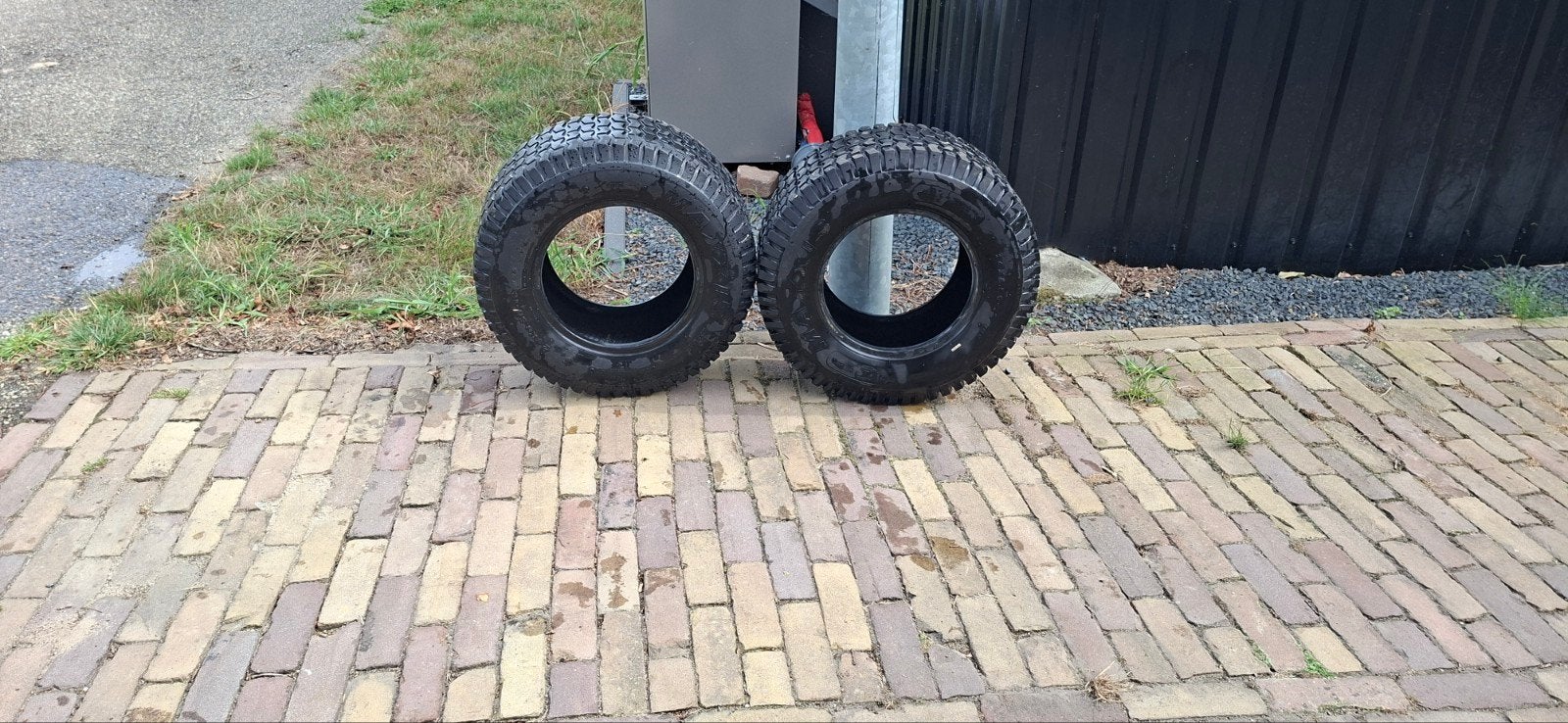 gazonbanden 24x8.50-12 voor minitractor, Ophalen