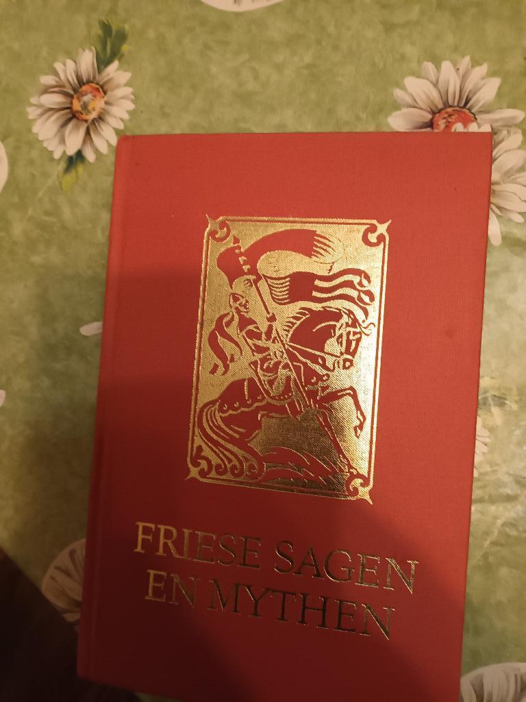 Friese sagen mythen Waddenzee water zee Friesland vikingen, Boeken, 14e eeuw of eerder, J. Wiersma, Ophalen of Verzenden, Zo goed als nieuw