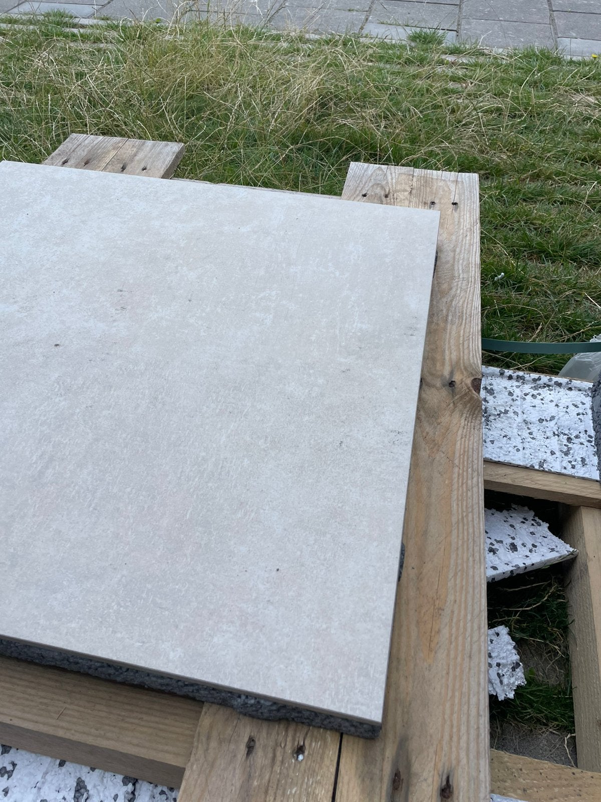 6x Keramische tuintegels beige 60x60x4, Ophalen, Zo goed als nieuw, Keramiek, Terrastegels