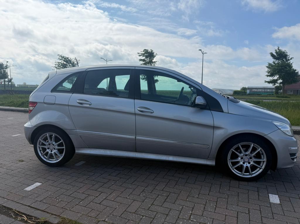 Mercedes-Benz B-Klasse 1.7 B170 5DRS CVT 2009 Grijs, Auto's, Mercedes-Benz, Zwart, 4 cilinders, 115 pk, Particulier