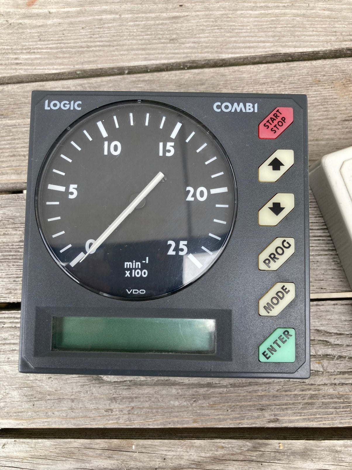 VDO LOGIC COMBI toerenteller, Ophalen of Verzenden, Gebruikt, Overige typen
