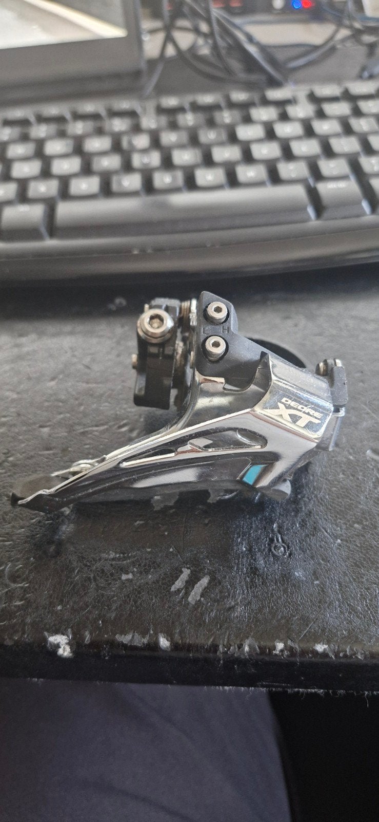 Shimano XT FD-M8025 Front Derailleur 2x 11 down swing, Ophalen of Verzenden, Zo goed als nieuw