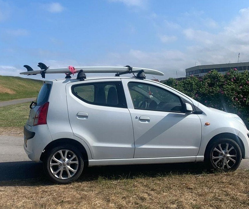 Nissan Pixo 1.0  50KW 5Deurs bj 2010 Wit, incl. dakdragers, Stof, Zwart, 4 stoelen, Origineel Nederlands