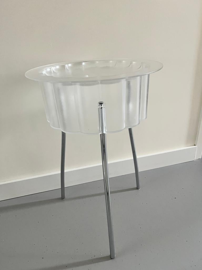 Stijlvolle Plexiglas Plantenstandaard / IJsemmer, Ophalen of Verzenden, Zo goed als nieuw