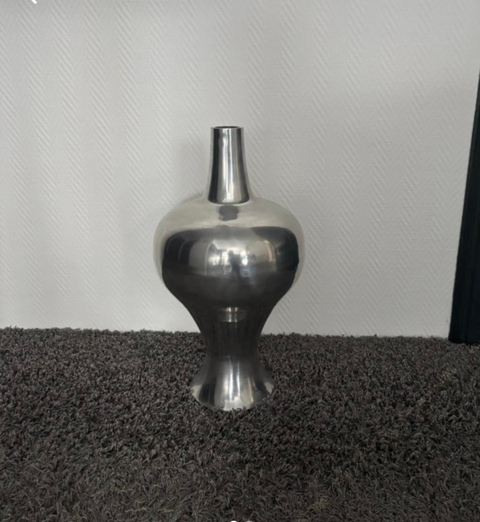 Grote zilverkleurige metalen vaas - Modern design, Overige materialen, Overige kleuren, Ophalen of Verzenden, Zo goed als nieuw