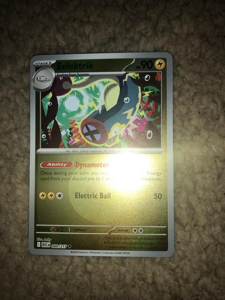 Pokémon kaart Eelektrik 060/217, Ophalen of Verzenden, Gebruikt, Losse kaart, Foil