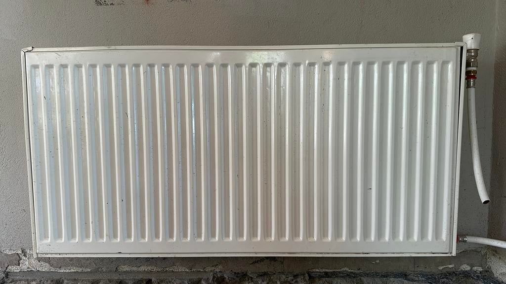 Nog nette Radiator met rooster, Ophalen, Zo goed als nieuw, Radiator, 30 tot 80 cm