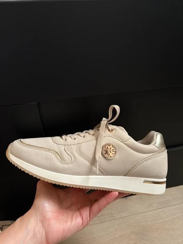 Mexx sneakers maat 41 beige goud leren schoenen, Kleding | Dames, Schoenen, Mexx, Beige, Ophalen of Verzenden, Sneakers of Gympen