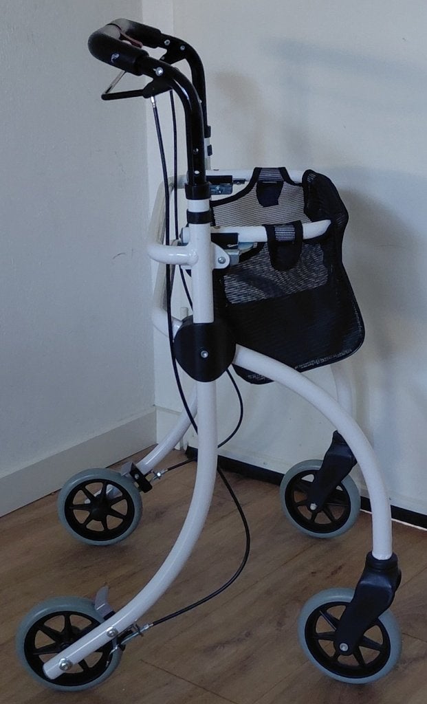 Rollator Drive Roomba ( 5.6 kg ) Binnen rollator, Diversen, Rollators, Gebruikt, Lichtgewicht, Opvouwbaar, Ophalen