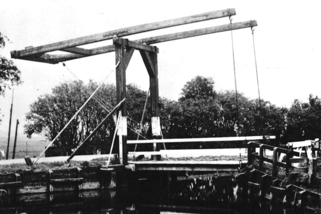 700802	Spanbroek	NH jr 40	Wipbrug	Gelopen met postzegel, Ophalen of Verzenden, 1940 tot 1960, Gelopen, Noord-Holland