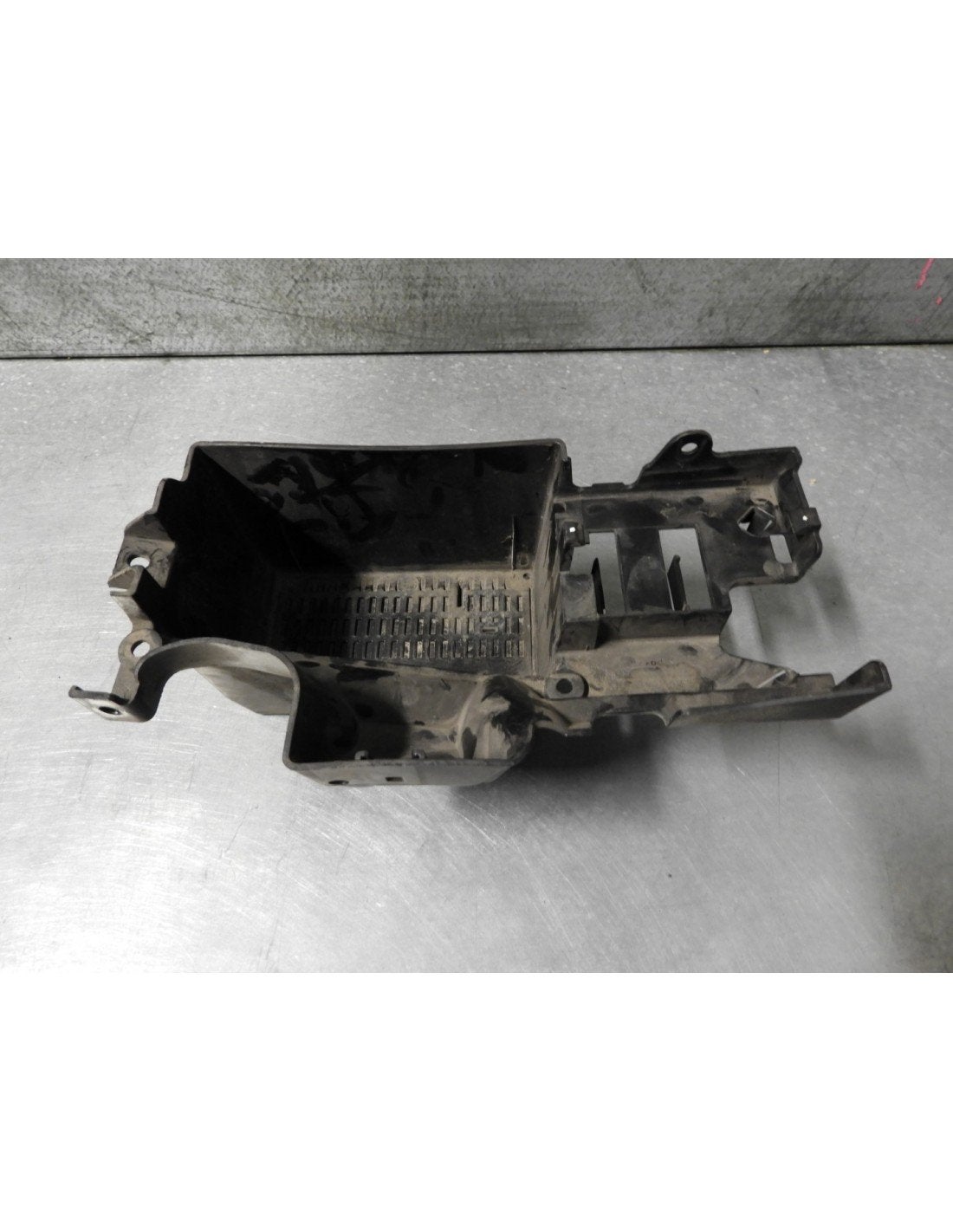 ER6N 2009 - 2011 Kawasaki Batterijbak D1-43223
