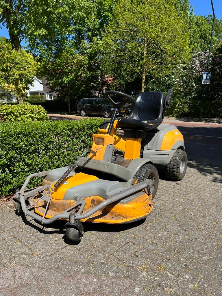 Stiga Park PRO 4WD 125cm, Ophalen, Zo goed als nieuw, 120 cm of meer