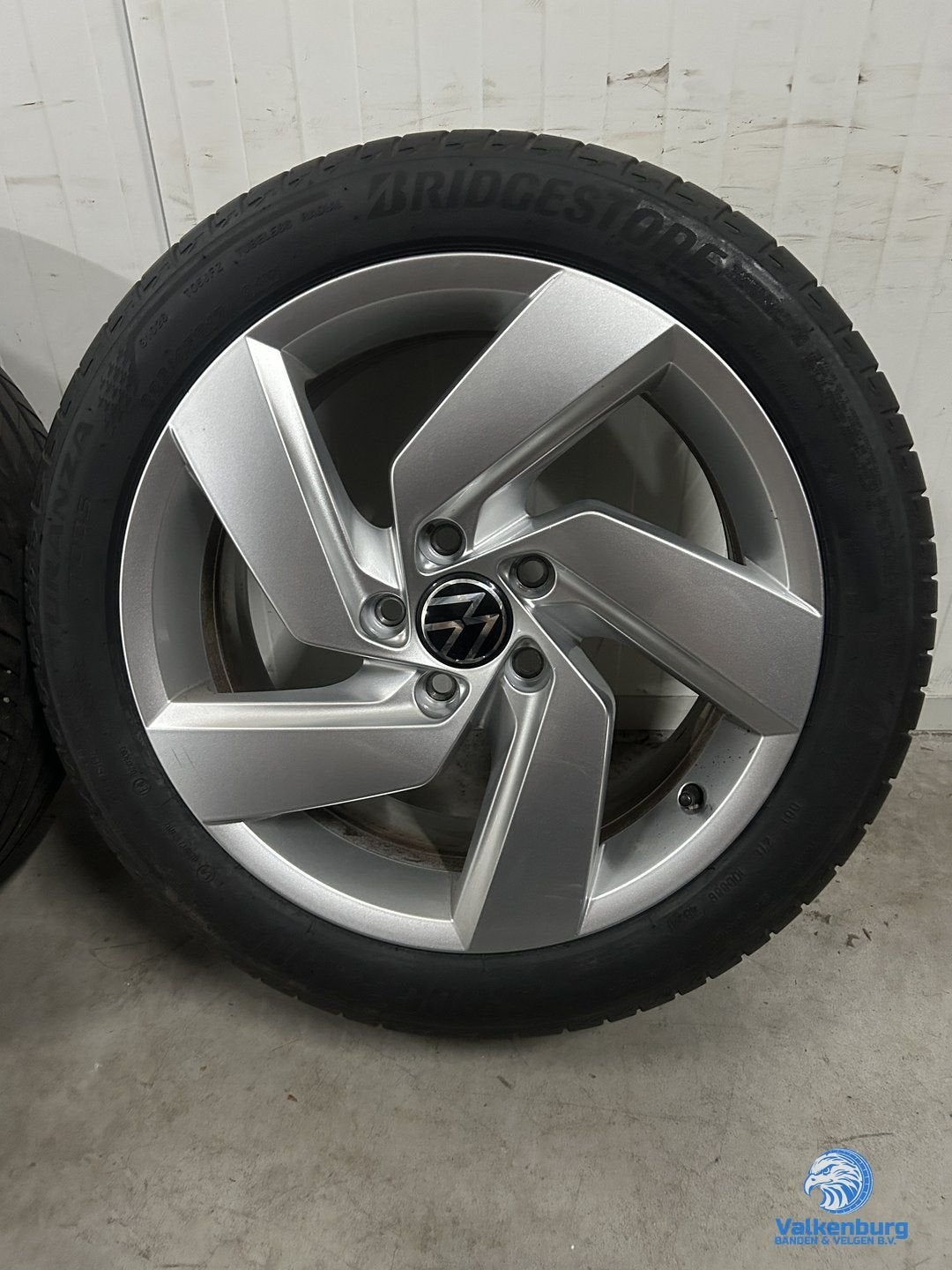6mm! Originele VW Golf 8 5H Richmond 17 inch velgen 5x112 zo, Gebruikt, -, -, Banden en Velgen