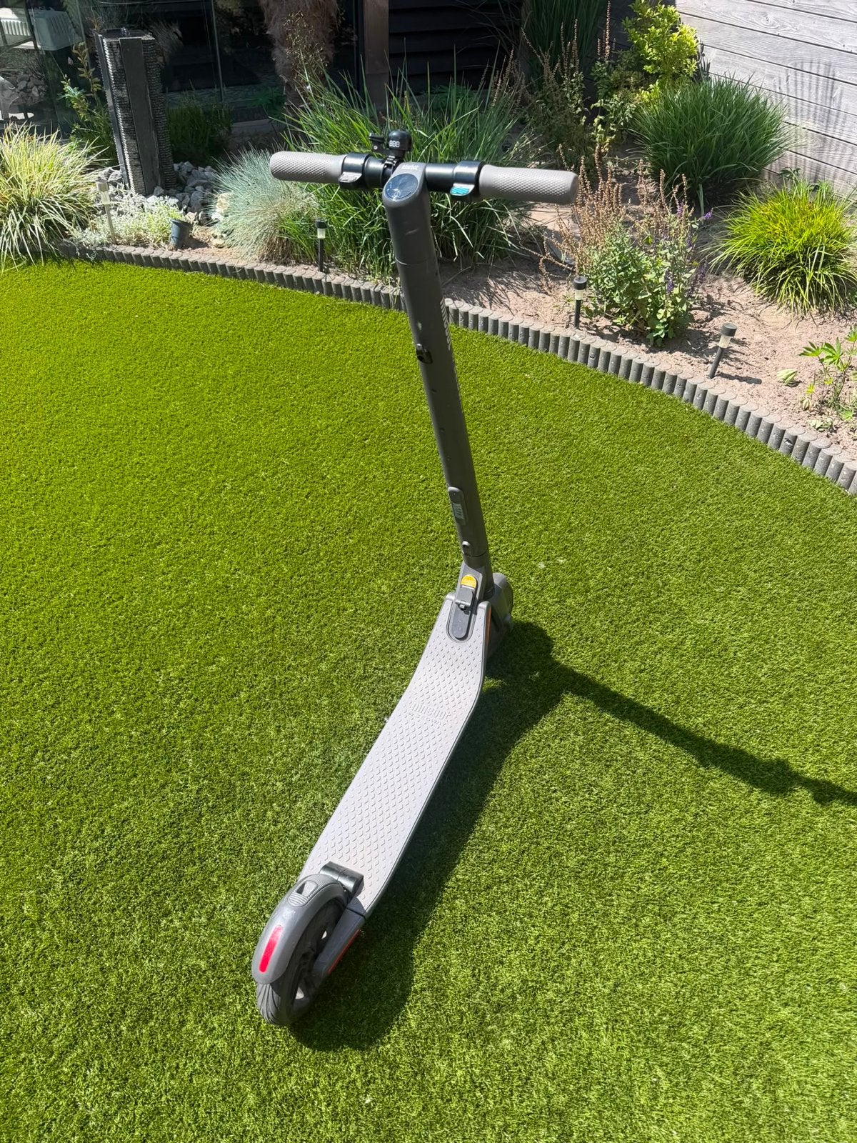 Ninebot KickScooter ES2 by Segway - Elektrische step, Fietsen en Brommers, Steps, Gebruikt, Elektrische step (E-scooter), Ophalen of Verzenden